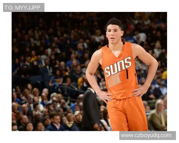 战术革新!新教练如何激活布克? 战术革新!新教练如何激活布克?